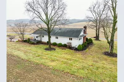 3967 Crooked Run Road NW, New Philadelphia, OH 44663 - Photo 7