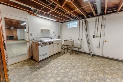 3967 Crooked Run Road NW, New Philadelphia, OH 44663 - Photo 25