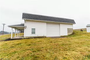 3967 Crooked Run Rd NW, New Philadelphia, OH 44663 - Photo 41