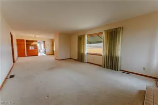 3967 Crooked Run Rd NW, New Philadelphia, OH 44663 - Photo 15