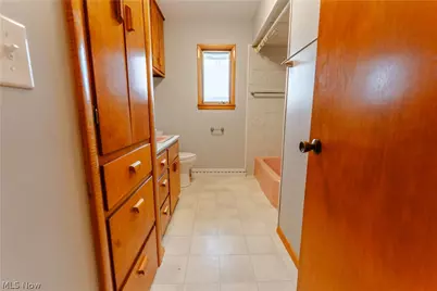 3967 Crooked Run Road NW, New Philadelphia, OH 44663 - Photo 17