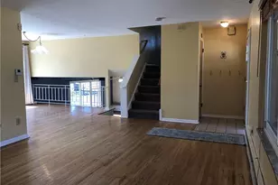 330 Cardinal Dr, Medina, OH 44256 - Photo 3