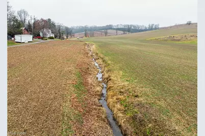 3967 Crooked Run Road NW, New Philadelphia, OH 44663 - Photo 7