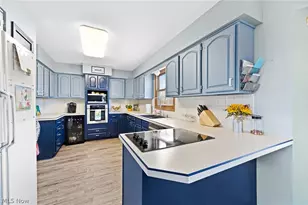 3151 Edinburg Ave NW, Canton, OH 44708 - Photo 13