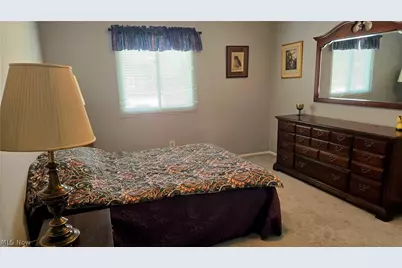 2319 Green Acres Drive, Parma, OH 44134 - Photo 15