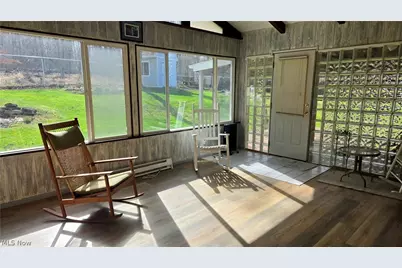 2319 Green Acres Drive, Parma, OH 44134 - Photo 9