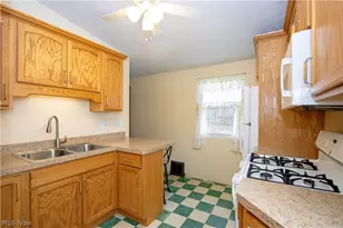 165 S Hickin Ave, Rittman, OH 44270 - Photo 17