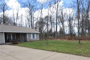 8230 Stadler Ave, Boardman, OH 44512 - Photo 23