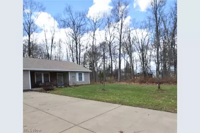 8230 Stadler Avenue, Boardman, OH 44512 - Photo 25