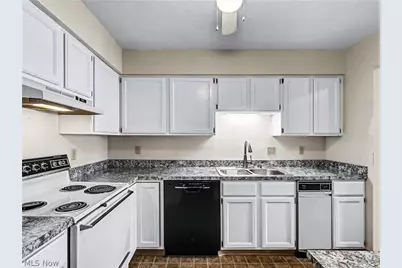 1207 W River Road N #D3, Elyria, OH 44035 - Photo 15