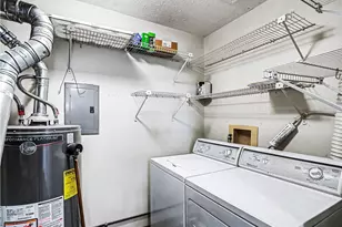 1207 W River Rd N, Elyria, OH 44035 - Photo 23