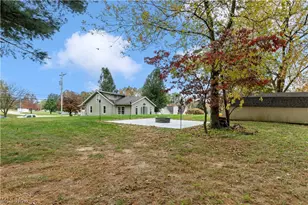 745 Mckinley Ave SW, Brewster, OH 44613 - Photo 3