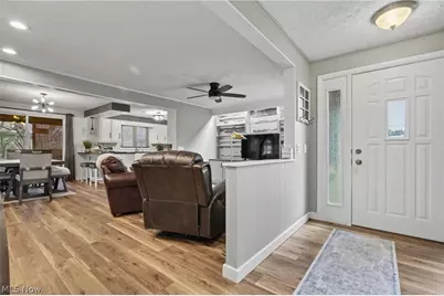 701 Edgewood Street SE, North Canton, OH 44720 - Photo 5