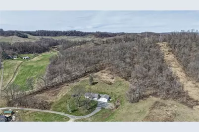 3265 Yorkview Road SW, New Philadelphia, OH 44663 - Photo 25