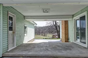 3265 York View Rd SW, New Philadelphia, OH 44663 - Photo 33