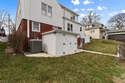 211 S Marietta Street, St Clairsville, OH 43950 - Photo 35