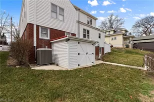 211 S Marietta St, St Clairsville, OH 43950 - Photo 35