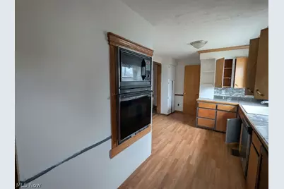 1854 14th Street SW, Akron, OH 44314 - Photo 5
