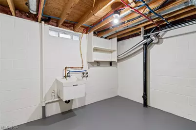 103 W Crosier Street, Akron, OH 44311 - Photo 23