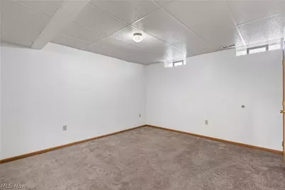 732 Vernon Odom Boulevard, Akron, OH 44307 - Photo 15