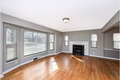 202 Westover Drive, Akron, OH 44313 - Photo 7