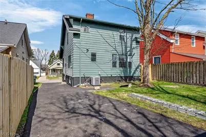 9602 Plymouth Avenue, Garfield Heights, OH 44125 - Photo 27