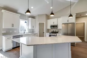 13969 N Highview Dr, Dalton, OH 44618 - Photo 7