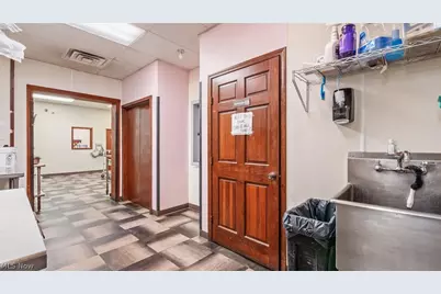 2000 E Wheeling Avenue, Cambridge, OH 43725 - Photo 29