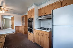 483 Hillman Rd, Akron, OH 44312 - Photo 5