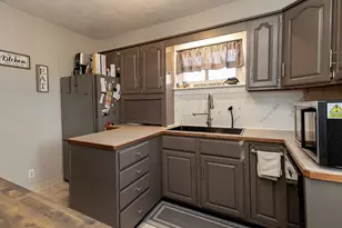 139 Cornell Ave, Elyria, OH 44035 - Photo 11