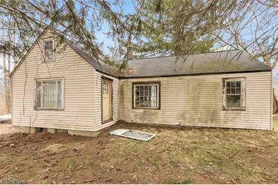 229 W 130th Street, Hinckley, OH 44233 - Photo 37