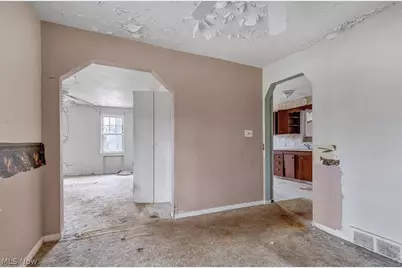 229 W 130th Street, Hinckley, OH 44233 - Photo 7