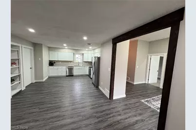 126 1/2 W Broadway Street, New Lexington, OH 43764 - Photo 5