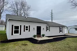 126 1/2 W Broadway St, New Lexington, OH 43764 - Photo 1