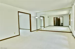 6632 Harrington Ave, Youngstown, OH 44512 - Photo 13