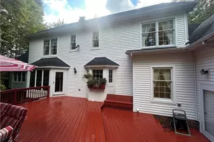 9230 Amber Wood Dr, Kirtland, OH 44094 - Photo 7