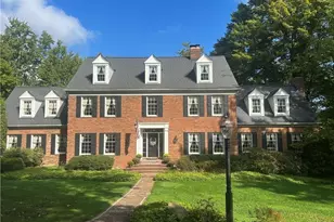 9230 Amber Wood Dr, Kirtland, OH 44094 - Photo 3