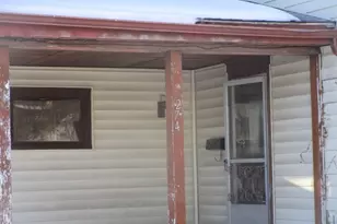 274 N 8th St, McConnelsville, OH 43756 - Photo 5