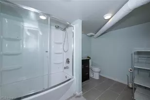 942 E Archwood Ave, Akron, OH 44306 - Photo 19