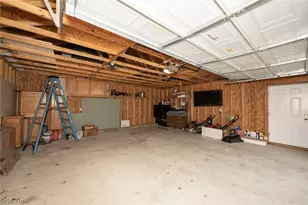 942 E Archwood Ave, Akron, OH 44306 - Photo 23