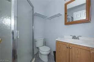 942 E Archwood Ave, Akron, OH 44306 - Photo 11