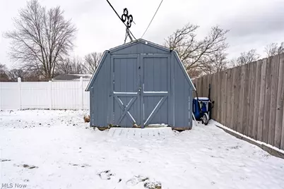 6040 Reynolds Road, Mentor on the Lake, OH 44060 - Photo 21