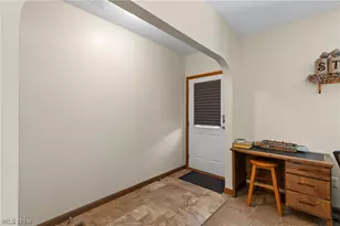 67137 Airport Rd, St Clairsville, OH 43950 - Photo 7