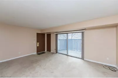 3265 Mayfield Road #29, Cleveland Heights, OH 44118 - Photo 3