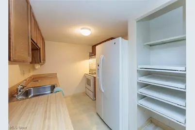 3265 Mayfield Road #29, Cleveland Heights, OH 44118 - Photo 15