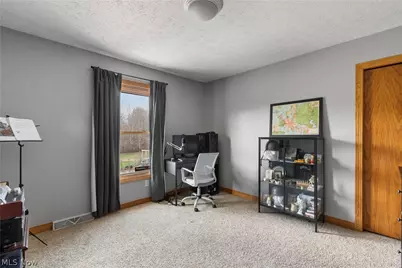 10075 Waterford Trail, Chagrin Falls, OH 44023 - Photo 27