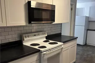 122 5th St SW, New Philadelphia, OH 44663 - Photo 11