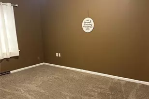 122 5th St SW, New Philadelphia, OH 44663 - Photo 17