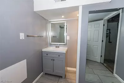 475 Sullivan Avenue, Akron, OH 44305 - Photo 29