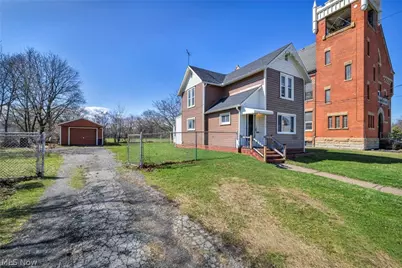 1552 Reid Avenue, Lorain, OH 44052 - Photo 3